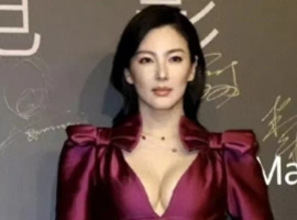 深圳街拍生图炸雷！张雨绮酒红绸缎裹身透“肉香”，宁静预言成真-天马资源分享网